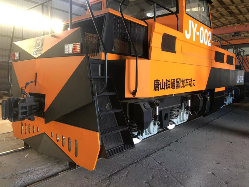 唐山內(nèi)燃牽引機車源頭工廠